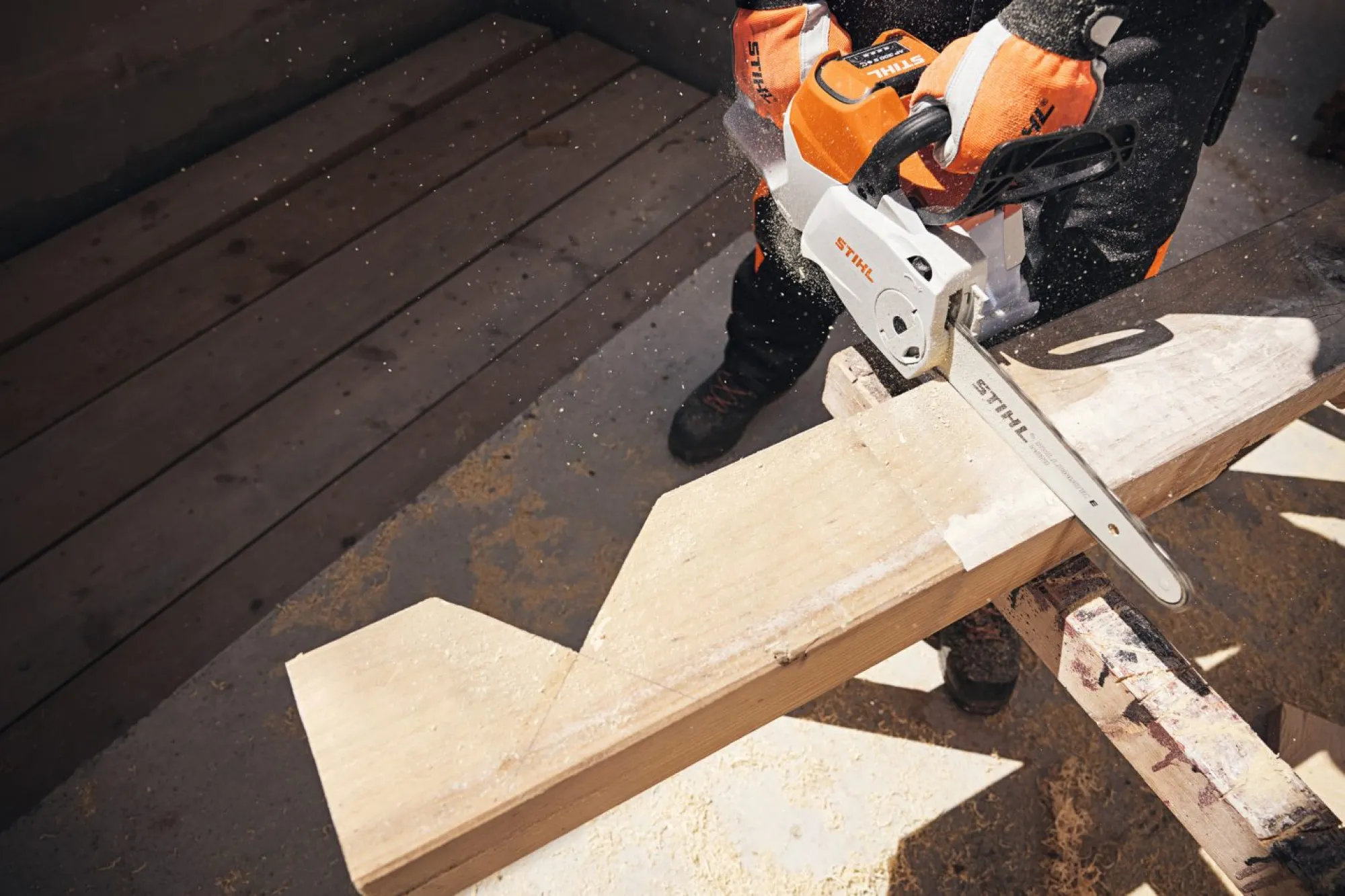 STIHL MSA 160 C-B akkumulátoros láncfűrész (AP 30 akkumulátorral és AL 101 töltővel)