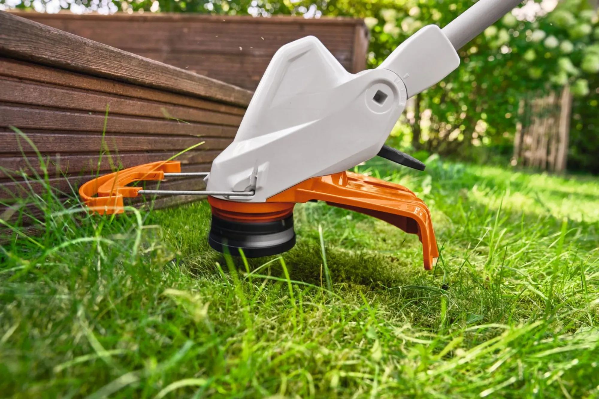 STIHL FSA 50 Akkumulátoros szegélynyíró (Akkumulátor és töltő nélkül)