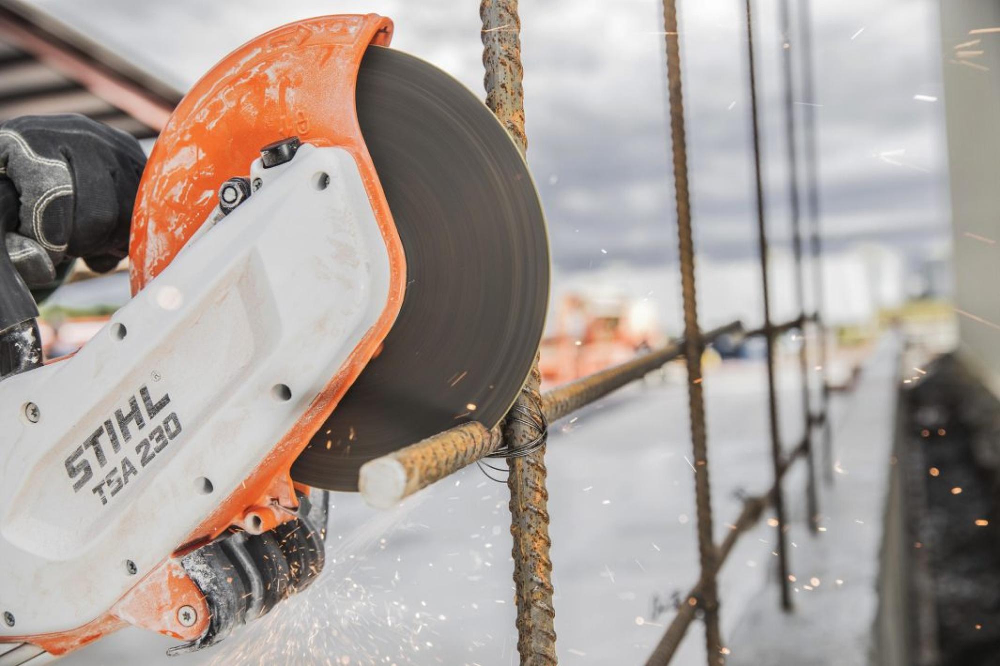 STIHL TSA 230 AP Akkumulátoros vágótárcsás gép (Akkumulátor és töltő nélkül)