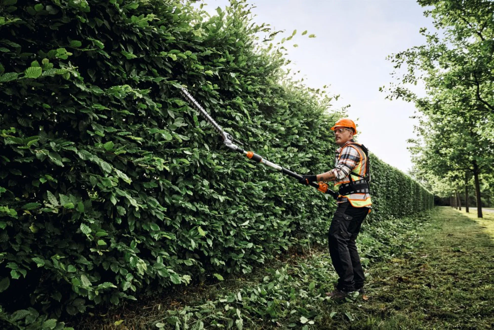  STIHL HLA 150 AP Akkumulátoros sövénynyíró (AP 30 akkumulátorral és AL 101 töltővel)