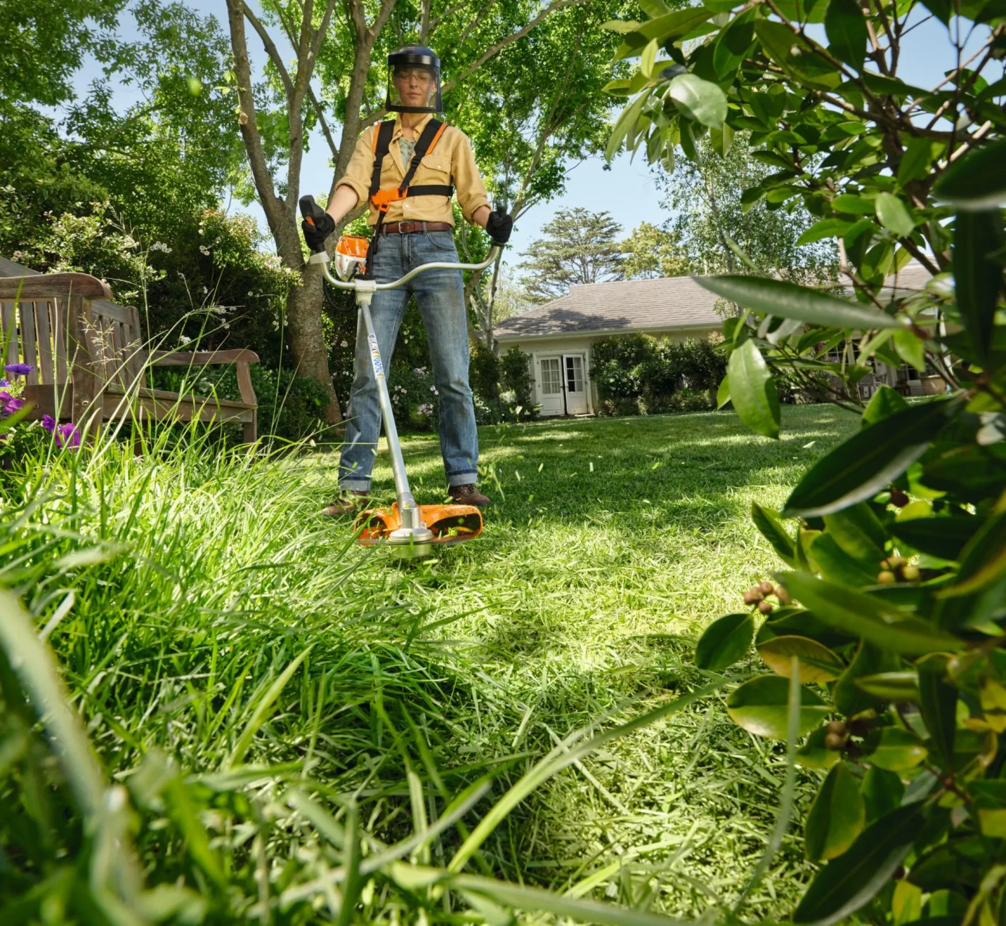 STIHL FSA 80 AK Akkumulátoros szegélynyíró (AK 30 akkuval és AL 101 töltővel)
